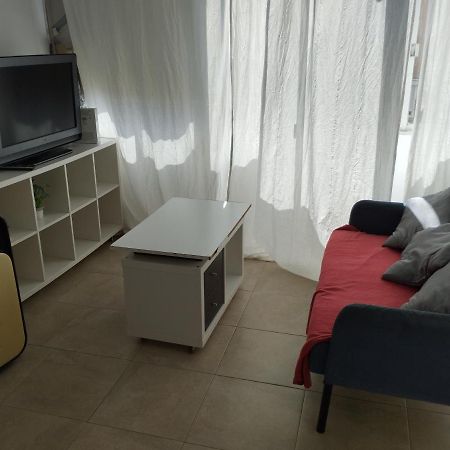 شقة Apartamento En برشلونة المظهر الخارجي الصورة